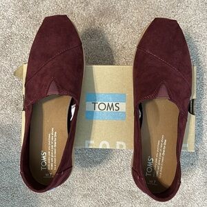 TOMS Alpargata Crepe Oxblood Microfiber. Size 7. New